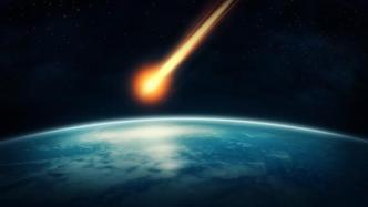 有惊无险：一颗小行星进入地球大气层，体型太小未能威胁地球