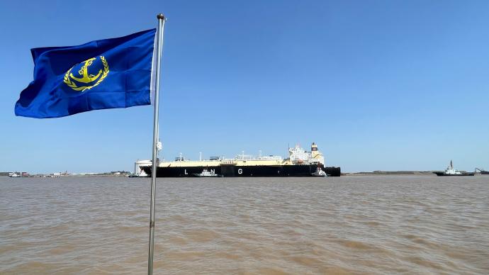 洋山海事保障LNG船進港卸貨，天然氣儲量供上海30天使用