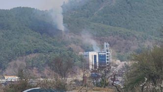 韩媒：韩国两架军机相撞后坠毁，致3人死亡1人重伤