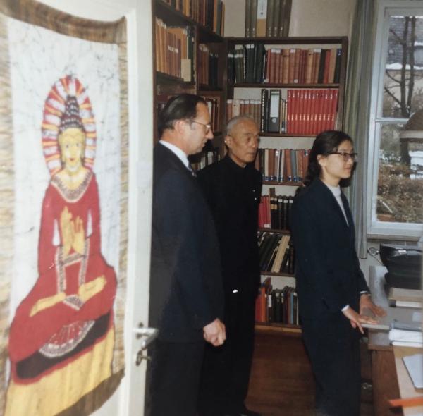 段晴（右一）陪季羡林先生（右二）访问德国（1980年）