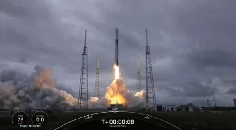 SpaceX第四趟卫星拼车专列发车，送40个航天器上天