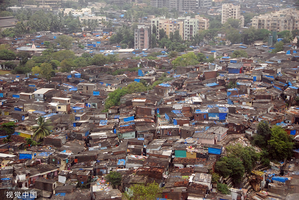 印度孟买贫民窟 视觉中国 资料图