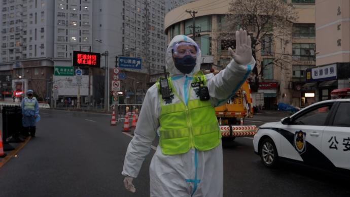 我是黨員,我是人民警察,前來報到!