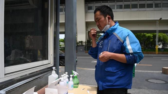 先抗原、再卸货！上海的新举措为社区防疫再添一道屏障