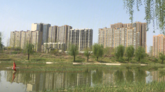 陜西一樓房交房一再延期，違約金一天6.8元不夠買(mǎi)碗涼皮