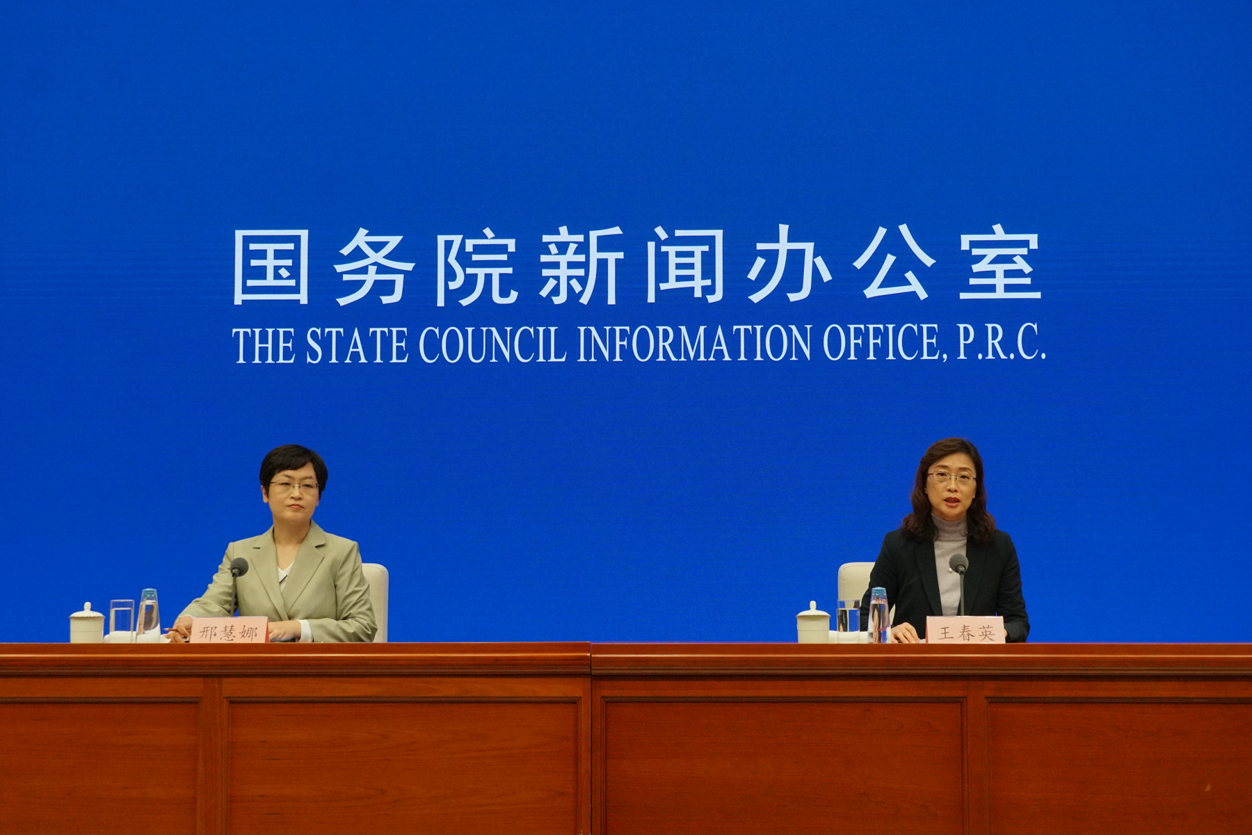 国家外汇局：跨境资金流动均衡有序，汇率预期基本平稳