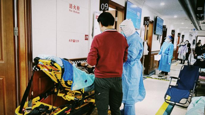 上海戰疫丨醫院門急診現狀：開設33個急診，逐步擴大門診