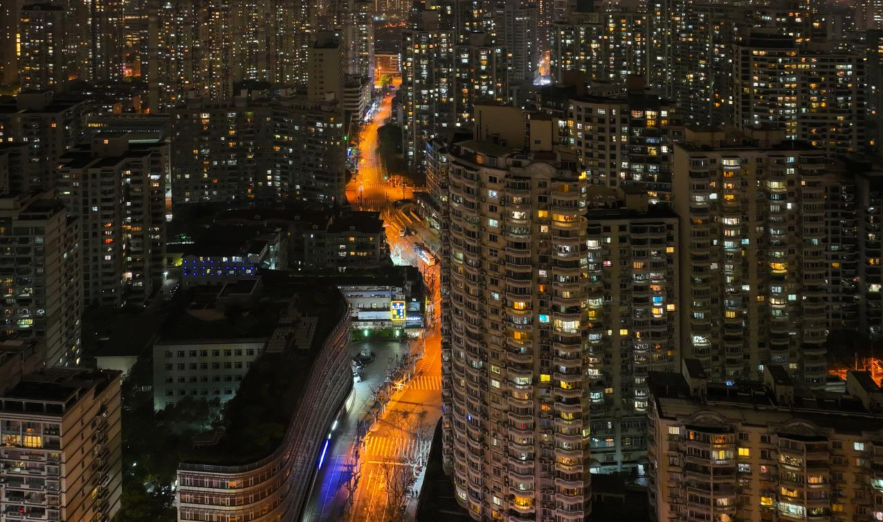 上海的万家灯火。
