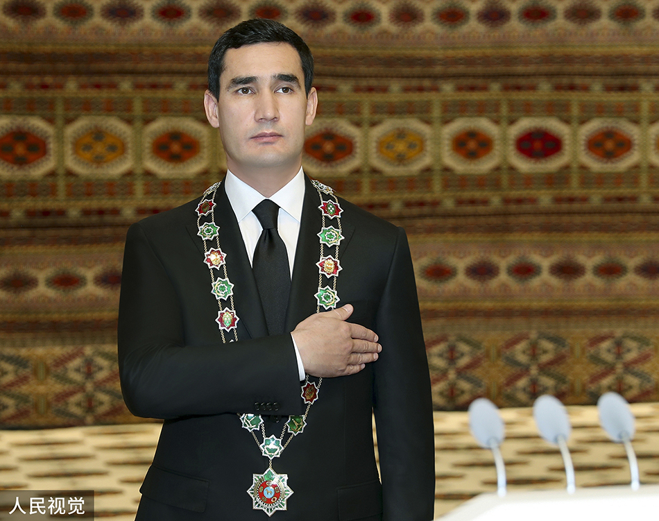 土库曼斯坦总统儿子图片
