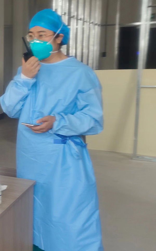 鲁美苏在方舱医院工作。
