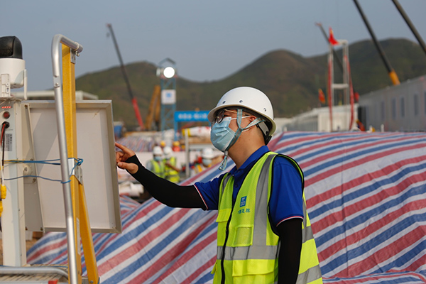 中央援港应急医院建设者:他们如何在荒滩建造“生命之舟”-第2张图片-星河娱乐 中央援港应急医院建设者:他们如何在荒滩建造“生命之舟”-第2张图片-星河娱乐
