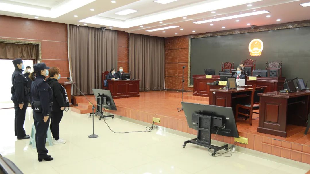 <p>2022年4月，吉林省梅河口市检察院派员出庭支持公诉。</p>
