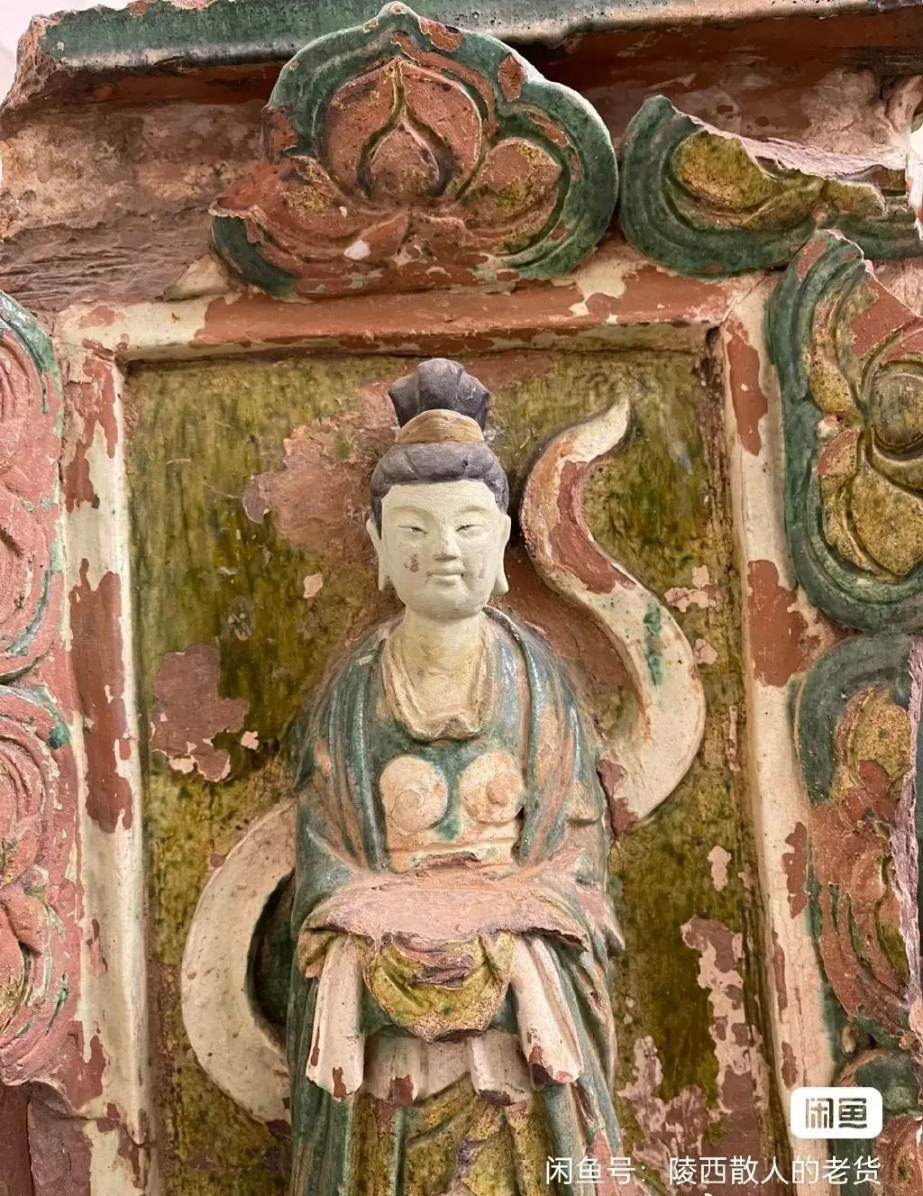 <p>▲闲鱼上售卖的琉璃脊饰(截图)</p>