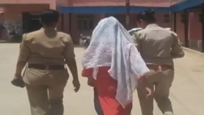 印媒：印度13岁女孩遭4名男子强奸，报警后又被警察强奸
