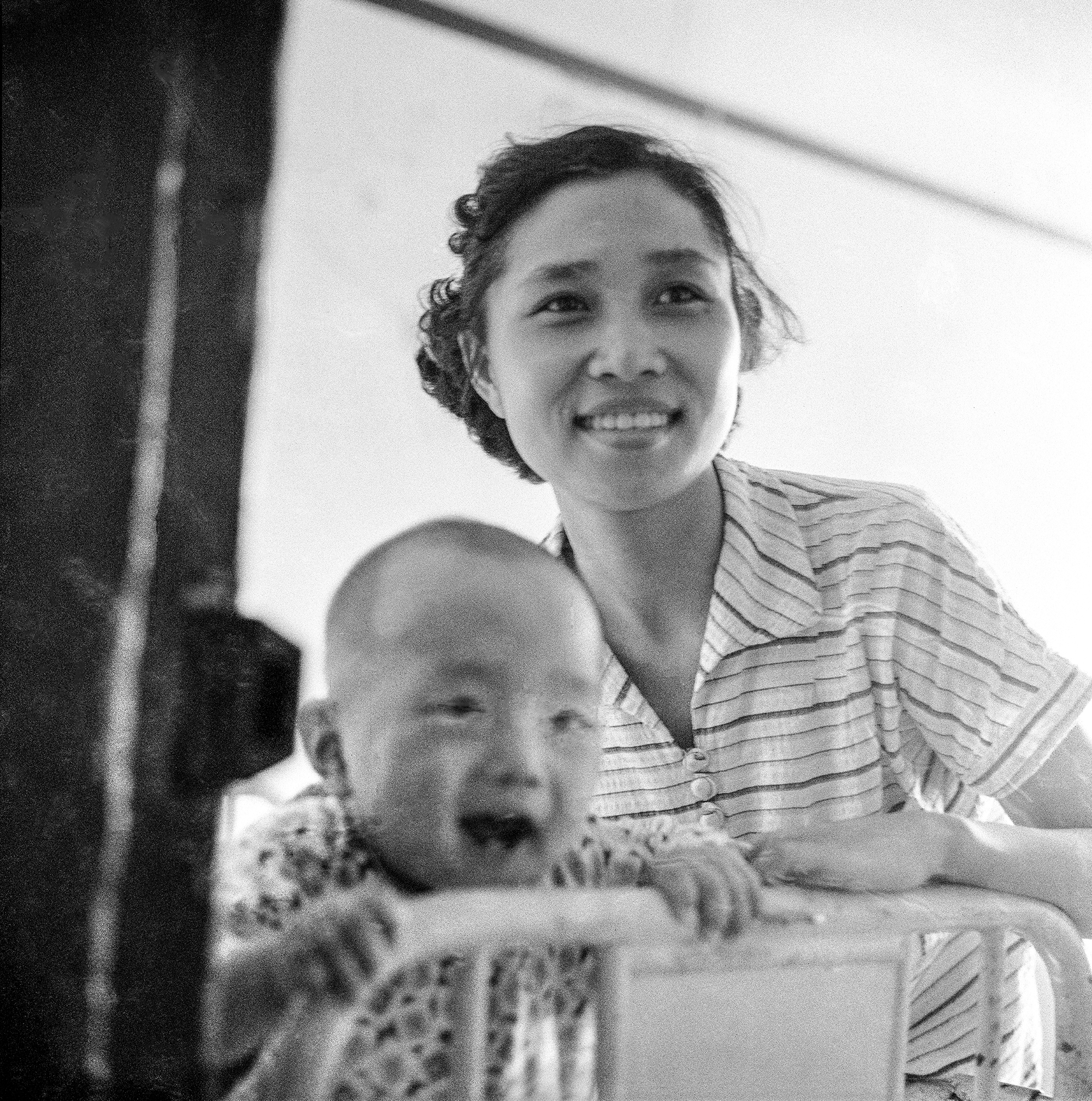 1956年，中国妈妈和孩子