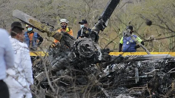 喀麦隆一架飞机坠毁 9名乘客和2名机组人员丧生
