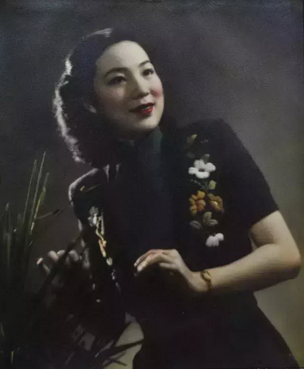 1947年李蔷华在上海