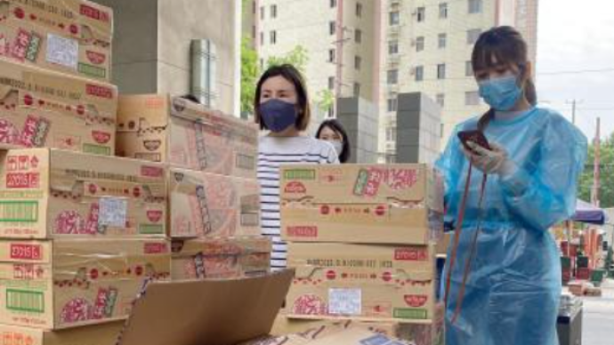 “日本妈妈团团长”渡边亚沙子：疫情中的新“工作”