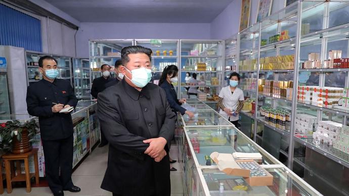 朝鲜新增39.3万发烧病例，政治局紧急协商会讨论防疫问题