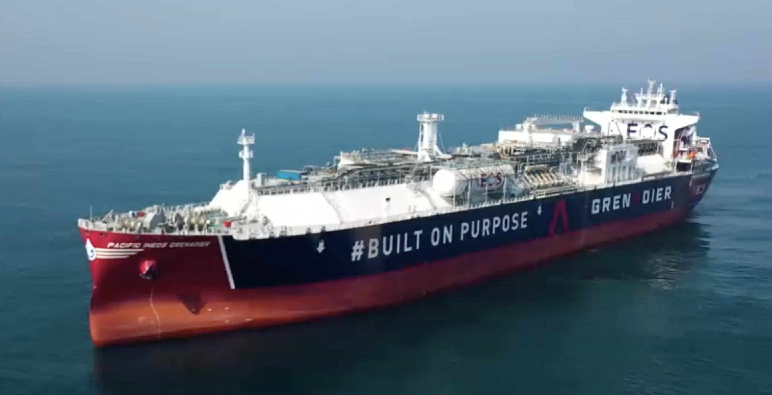 江南造船交付一艘99000立方米b型舱超大型乙烷运输船