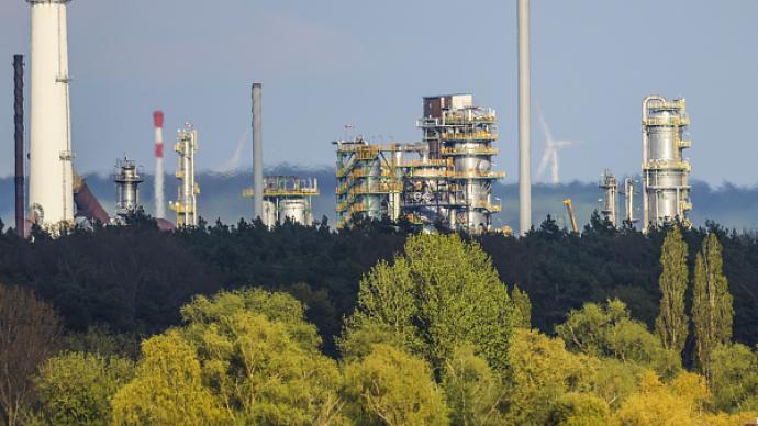 外媒：欧盟拟默许企业以卢布购买俄天然气