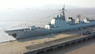 052DL改進型導彈驅逐艦“包頭艦”正式下水服役