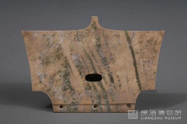 良渚博物院馆藏的神人兽面纹玉冠状器