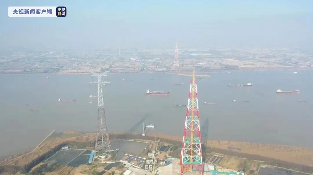 世界最高输电塔18日将开始跨江架线