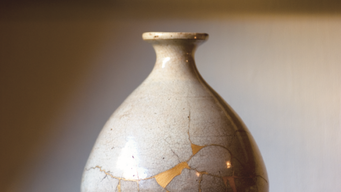 七十年看上博⑥｜古陶瓷修复：崇畏古物，传承在兹