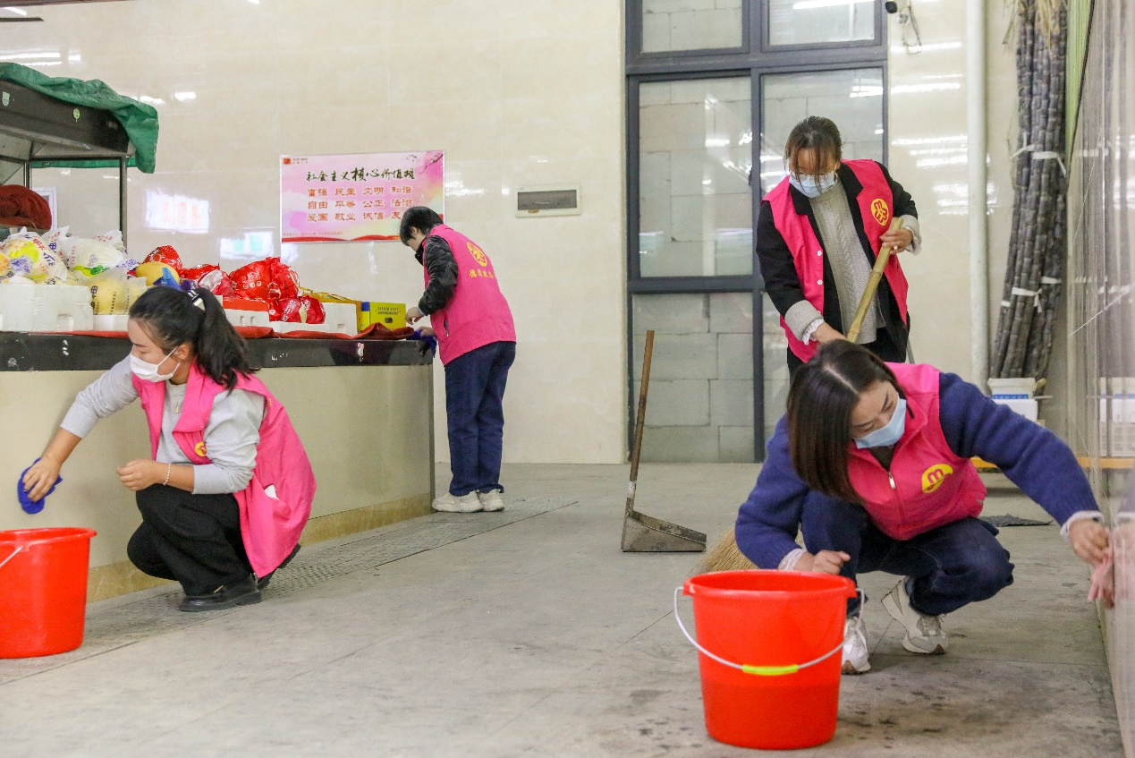 志愿清 澎拜新闻