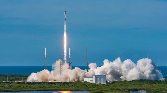 24小時內連發兩批星鏈，SpaceX累計發射2600顆