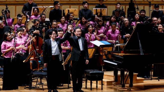 艺起前行丨新加坡华乐团音乐会：孙颖迪和陈巧喜双琴汇音乐盛宴