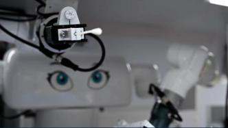 核酸采样机器人上海问世，30秒完成一次无人采样