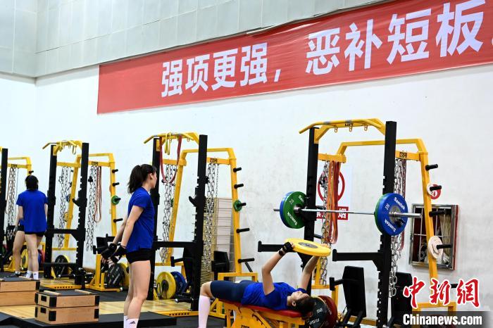 中国女排队员在漳州集训。