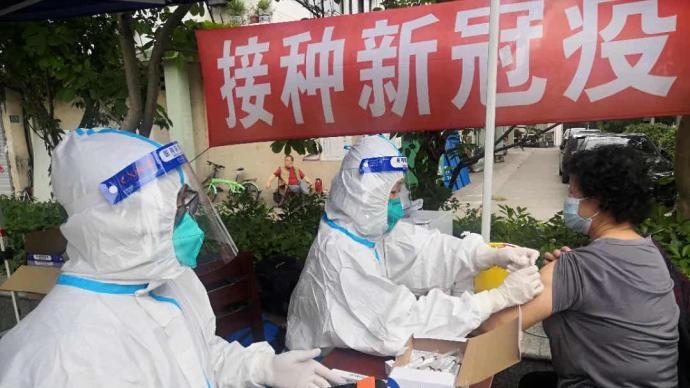 截至昨日上海宝山本轮60岁以上人群接种新冠疫苗超六千剂次