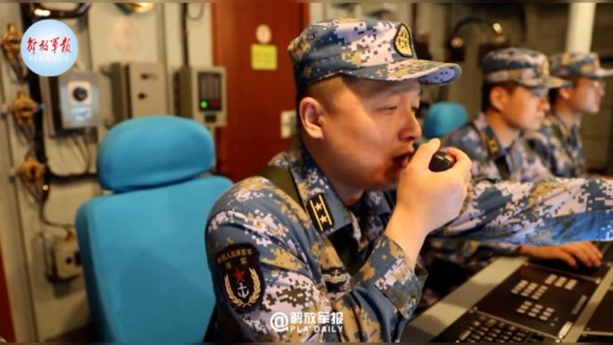 黄海海域，海军舰艇编队实战化训练