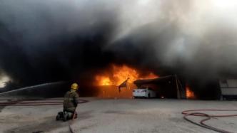 科威特一处帐篷市场发生大火，过火面积约四千平方米