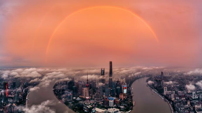 城事｜疾风骤雨后，上海天边现完整彩虹
