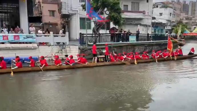 女子登龙舟拍视频遭网暴背后：擅自登船惹争议，并非性别歧视