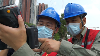 毕业于清华的武汉电力员工为考生保电：想把母校操场上的话送给大家