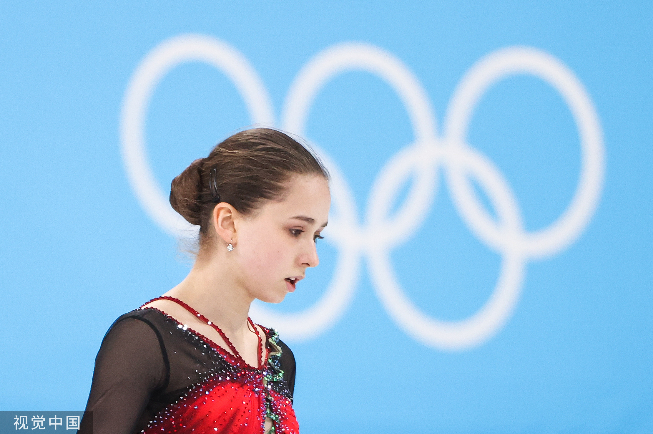 15岁的天才少女卡米拉·瓦利耶娃参加北京冬奥会。