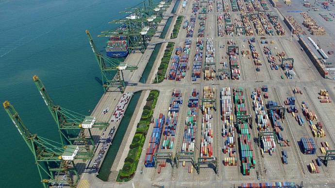 海关总署：今年前5个月中国外贸进出口总值同比增长8.3%