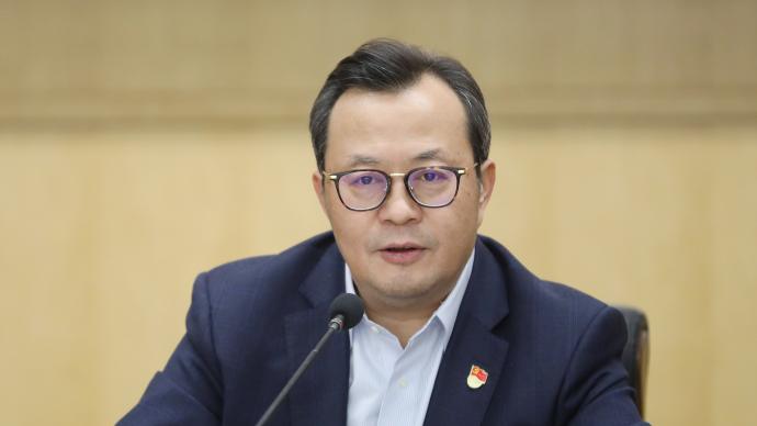 吴富林任中国进出口银行董事长