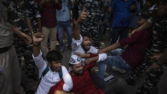 不满征兵改革，印度持续三日的暴力抗议已致一死多伤