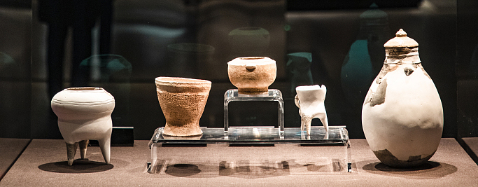 盘龙城遗址出土的陶器