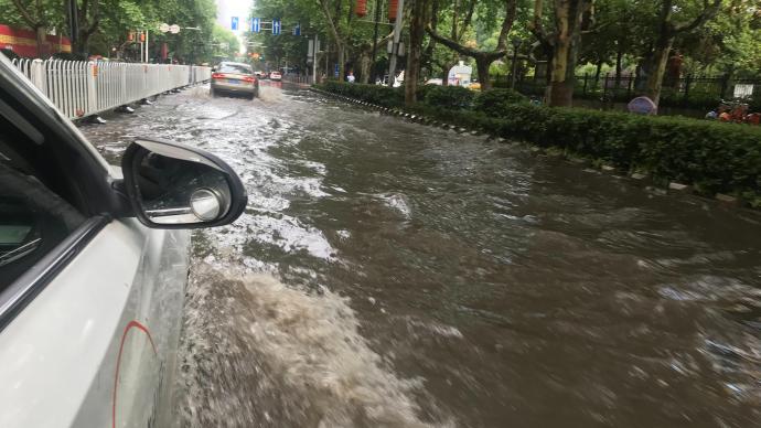 江苏多地暴雨来袭：13市409个乡镇街道降水量超50mm