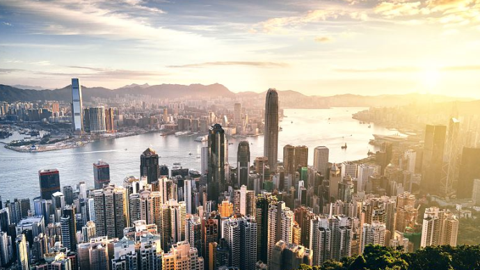 人民日报：坚定不移维护香港长期繁荣稳定