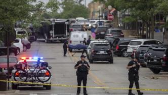 美国伊利诺伊州节日游行枪击案1名嫌疑人已被逮捕