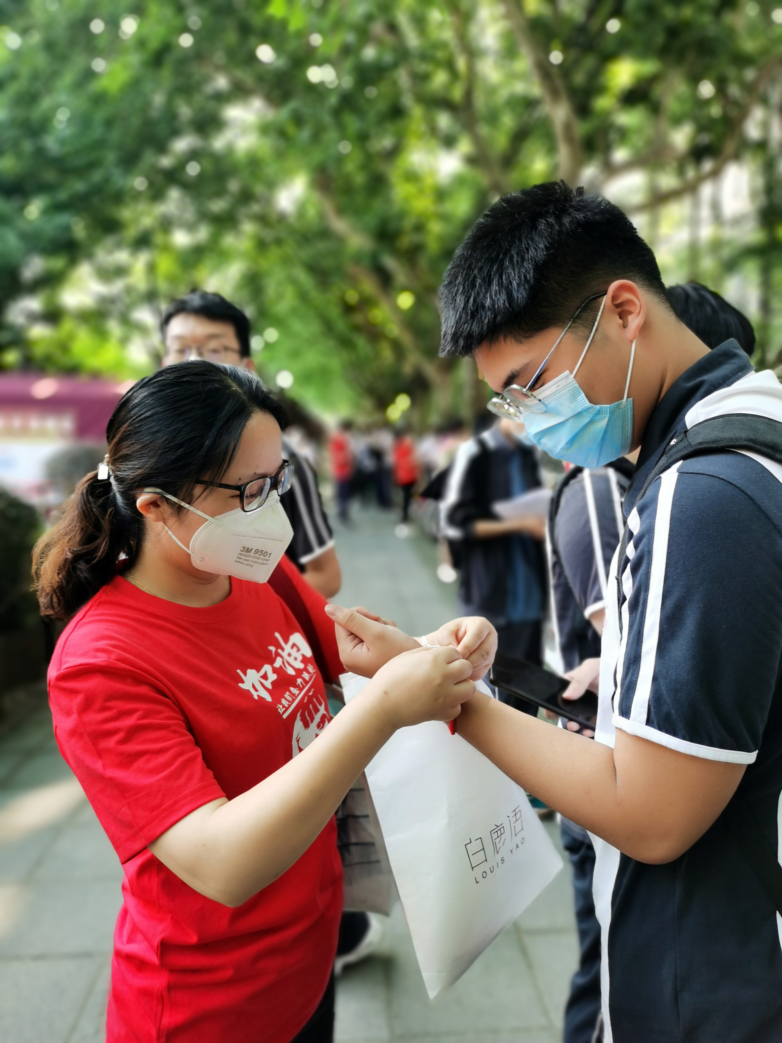 上海南洋模范中学校服图片