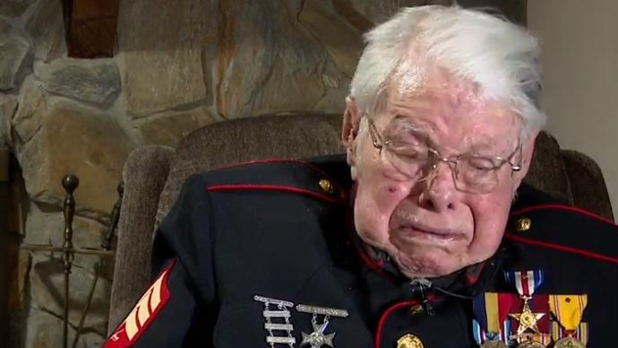 百岁二战老兵谈及美国现状痛哭：战友的牺牲被辜负了